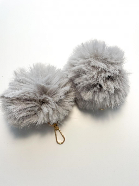 PomPom grigio con portachiavi